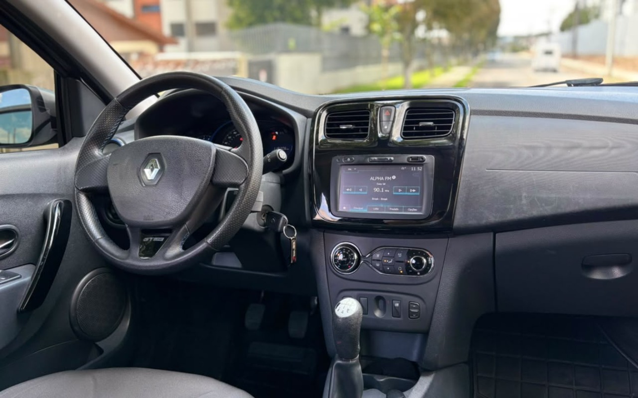 imagem-https://www.socarrao.com.br/sc-vehicle-images-prod/3884493/1789583585011-V2hhdHNBcHAgSW1hZ2UgMjAyNi0wOS0xNiBhdCAxMi4wMC4yNC5qcGVn.jpeg
