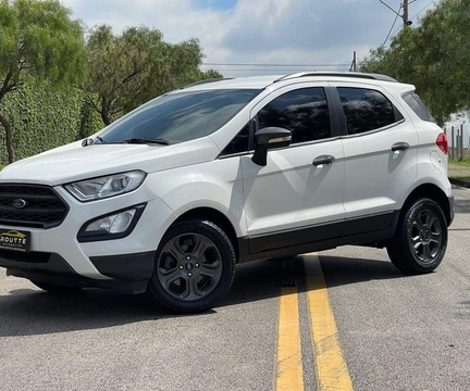 Ford EcoSport 2019 Branco — foto 1 de 3