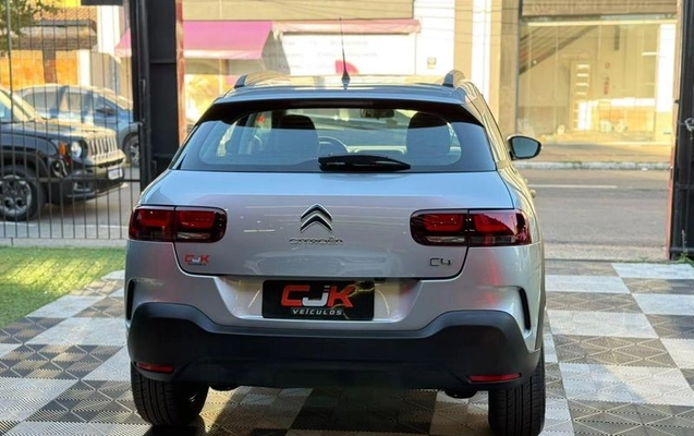imagem-https://www.socarrao.com.br/sc-vehicle-images-prod/3884621/1789584048313-8483279_6_B_10609440d7.jpeg