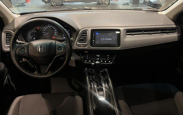 imagem-https://www.socarrao.com.br/sc-vehicle-images-prod/3884648/1789584282018-8483039_6_B_7f51020f37.jpeg