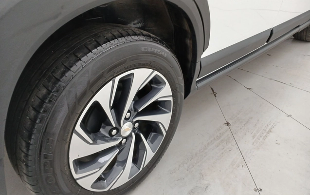 imagem-https://www.socarrao.com.br/sc-vehicle-images-prod/3884838/1789584342853-15.jpg