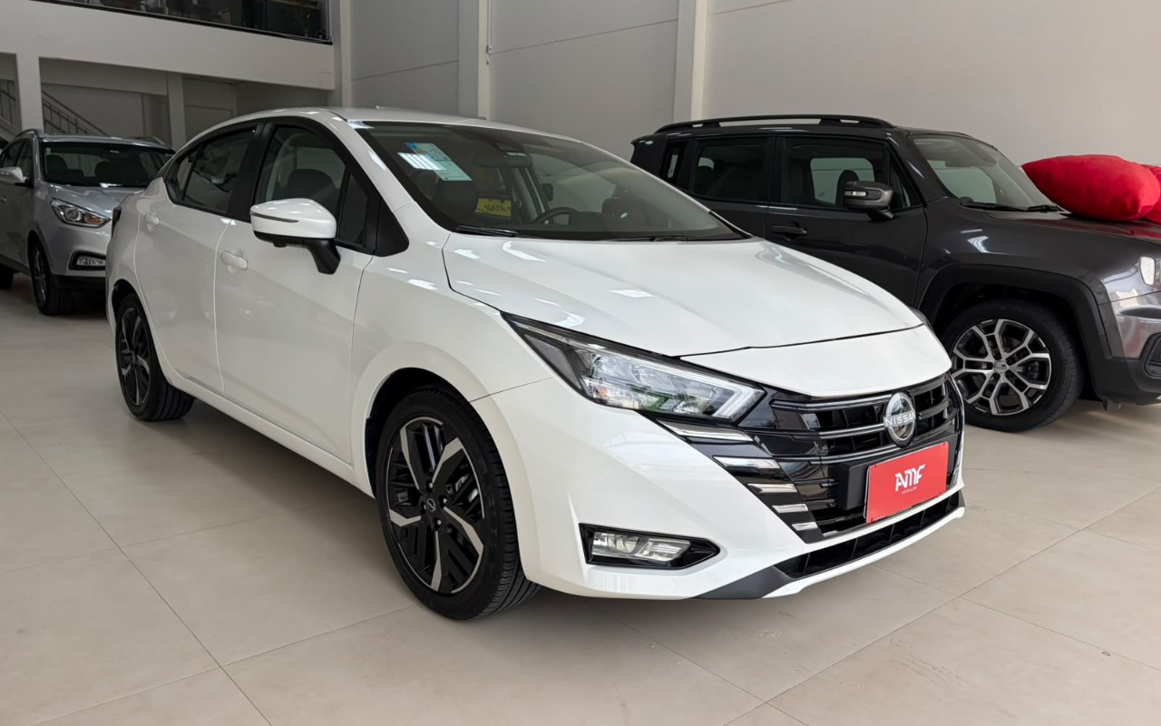Nissan VERSA 2026 Branco — foto 1 de 3