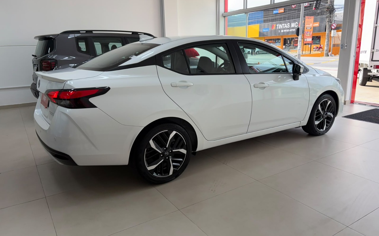 imagem-https://www.socarrao.com.br/sc-vehicle-images-prod/3884916/1789584557070-ZGQuanBlZw.jpeg