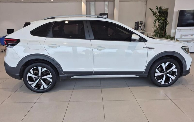 imagem-https://www.socarrao.com.br/sc-vehicle-images-prod/3884919/1789584580765-8335233_11_B_9499be1524.jpeg