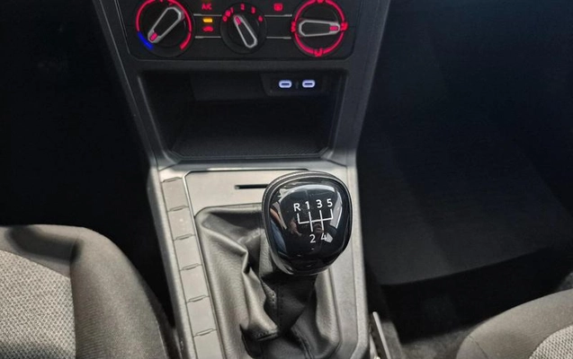 imagem-https://www.socarrao.com.br/sc-vehicle-images-prod/3884921/1789584584490-8425502_1_B_ed82ae0f11.jpeg