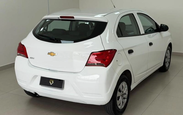 imagem-https://www.socarrao.com.br/sc-vehicle-images-prod/3884924/1789584624061-8483191_6_B_73ec58bfb6.jpeg