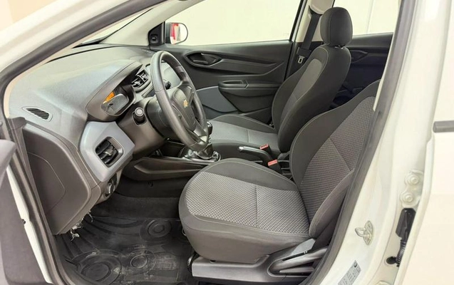 imagem-https://www.socarrao.com.br/sc-vehicle-images-prod/3884924/1789584624064-8483191_7_B_9a12c42bff.jpeg