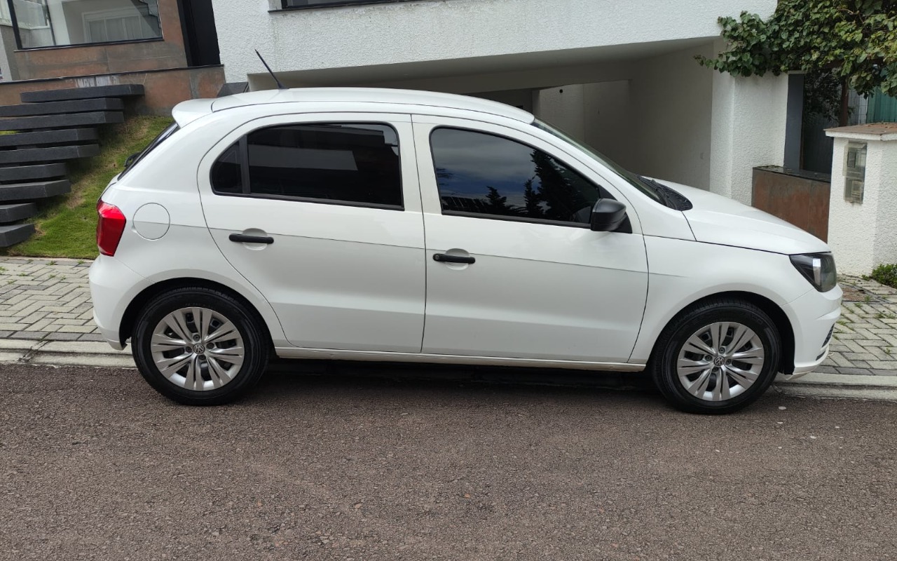 imagem-https://www.socarrao.com.br/sc-vehicle-images-prod/3884925/1789584624912-MGZiMjIxZDgtZjFhNS00ZmVhLTk0NGMtMzZiZWFkYzg1NmMzLmpwZw.jpg