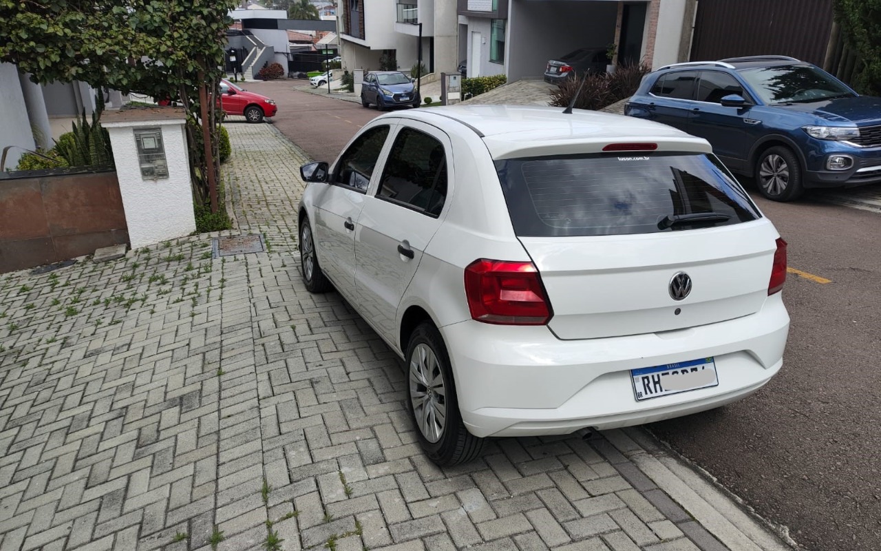 imagem-https://www.socarrao.com.br/sc-vehicle-images-prod/3884925/1789584625043-YmI1ZDhjYWMtNDRkMC00OTIwLTk4YWMtN2M1ODEyODc1ZjUwLmpwZw.jpg