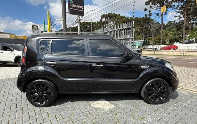 imagem-https://www.socarrao.com.br/sc-vehicle-images-prod/3884942/1789584727054-8476676_3_B_a2ecb39f97.jpeg
