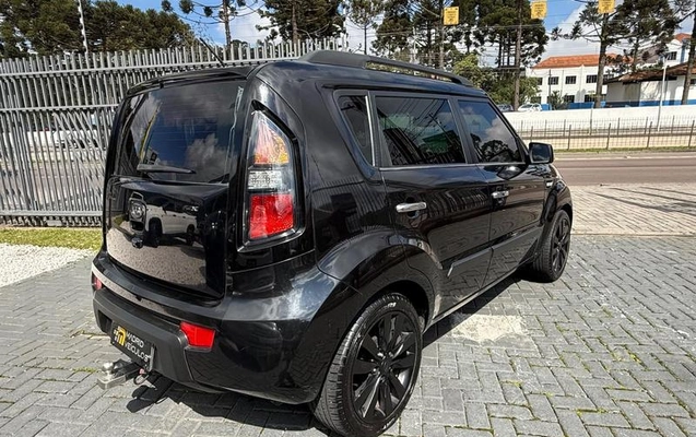 imagem-https://www.socarrao.com.br/sc-vehicle-images-prod/3884942/1789584727054-8476676_4_B_6996318542.jpeg