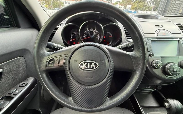 imagem-https://www.socarrao.com.br/sc-vehicle-images-prod/3884942/1789584727062-8476676_15_B_da1c4d3ef2.jpeg