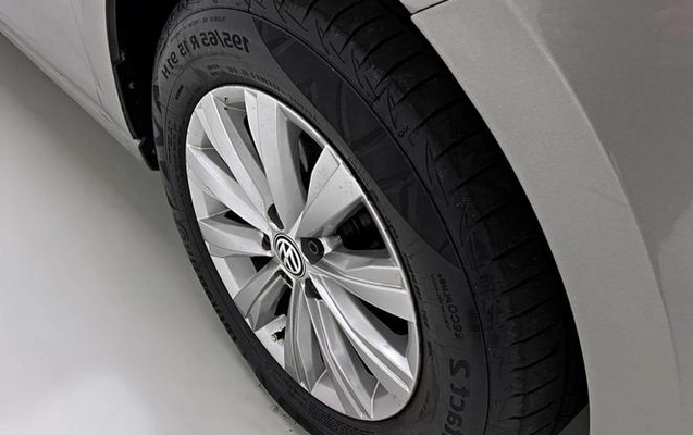 imagem-https://www.socarrao.com.br/sc-vehicle-images-prod/3884951/1789650467520-8483182_13_B_328174e542.jpeg