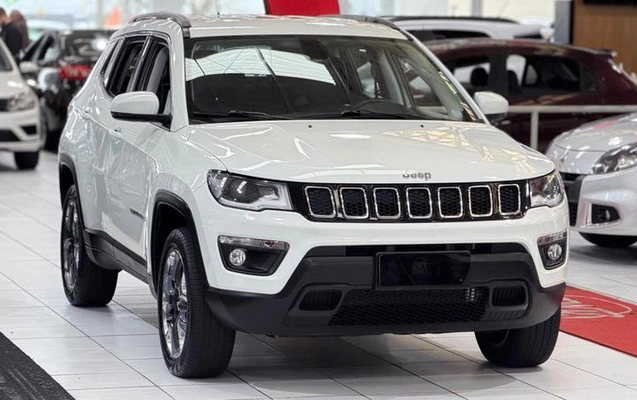 imagem-https://www.socarrao.com.br/sc-vehicle-images-prod/3884975/1789587909347-8475860_9_B_3683c7417c.jpeg