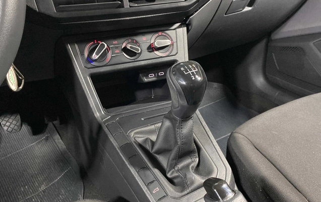 imagem-https://www.socarrao.com.br/sc-vehicle-images-prod/3885015/1789584827279-003_f3f79cd1df94d0127346bf63ee1f7bca.jpg