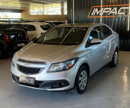 Chevrolet Prisma 2014 Prata — foto 1 de 3