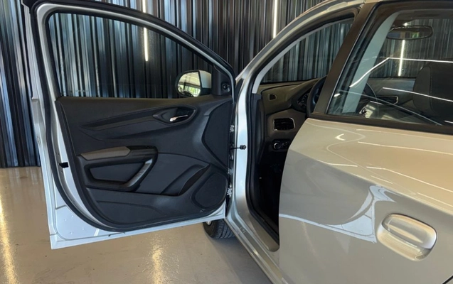 imagem-https://www.socarrao.com.br/sc-vehicle-images-prod/3885036/1790259125423-gb-8f32bac.jpg
