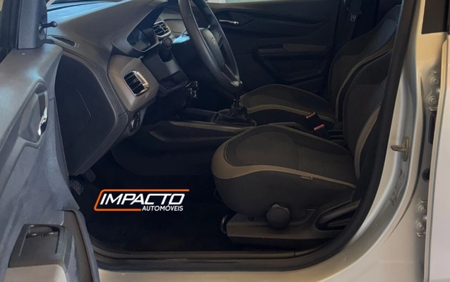 imagem-https://www.socarrao.com.br/sc-vehicle-images-prod/3885036/1790259125425-gb-8fbc11b.jpg