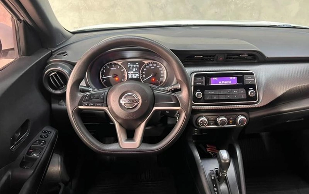 imagem-https://www.socarrao.com.br/sc-vehicle-images-prod/3885066/1789584996967-8420454_11_B_8faf349d88.jpeg