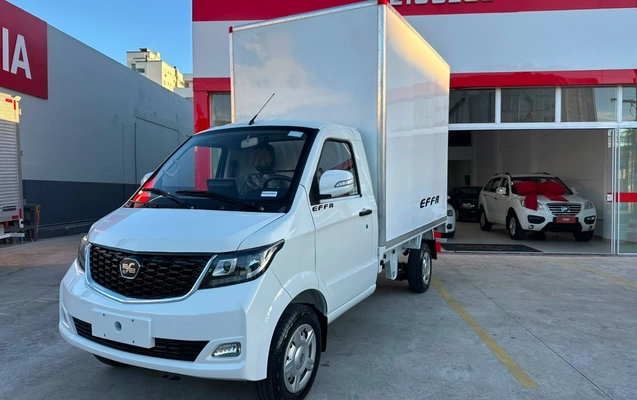 imagem-https://www.socarrao.com.br/sc-vehicle-images-prod/3885148/1789585098515-bmhmc2QuanBlZw.jpeg