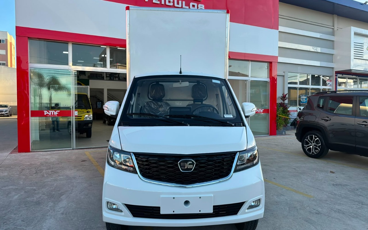imagem-https://www.socarrao.com.br/sc-vehicle-images-prod/3885148/1789585098595-eWRyLmpwZWc.jpeg