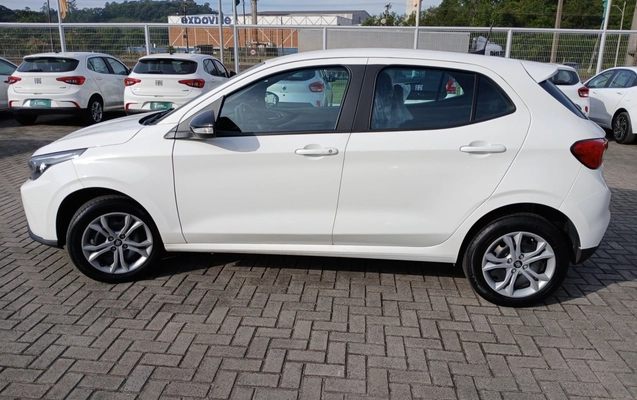 imagem-https://www.socarrao.com.br/sc-vehicle-images-prod/3885188/1789585164562-3.jpg