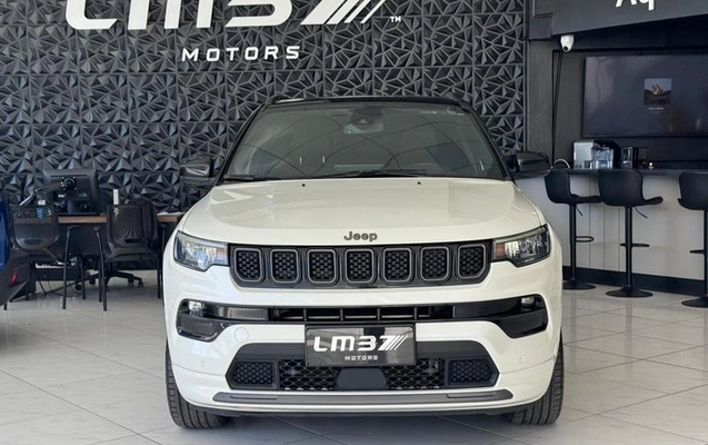 imagem-https://www.socarrao.com.br/sc-vehicle-images-prod/3885190/1789585188578-8407365_0_B_e8a471a0d0.jpeg