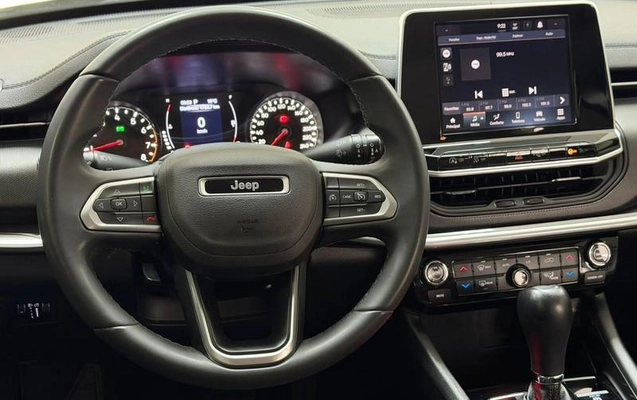 imagem-https://www.socarrao.com.br/sc-vehicle-images-prod/3885196/1789585203447-8483472_16_B_c5348d530b.jpeg