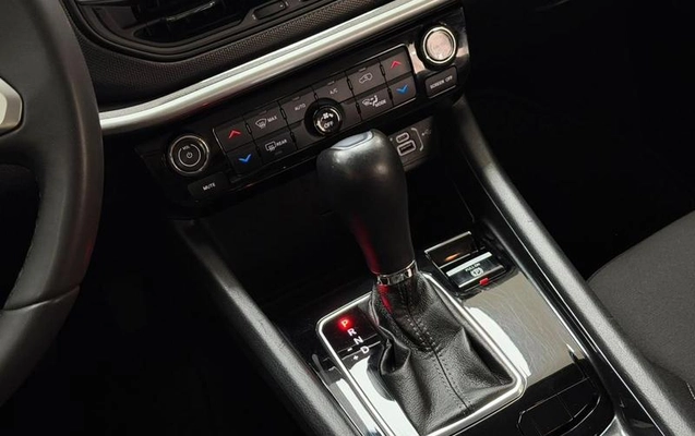 imagem-https://www.socarrao.com.br/sc-vehicle-images-prod/3885196/1789585203451-8483472_17_B_743327cec8.jpeg