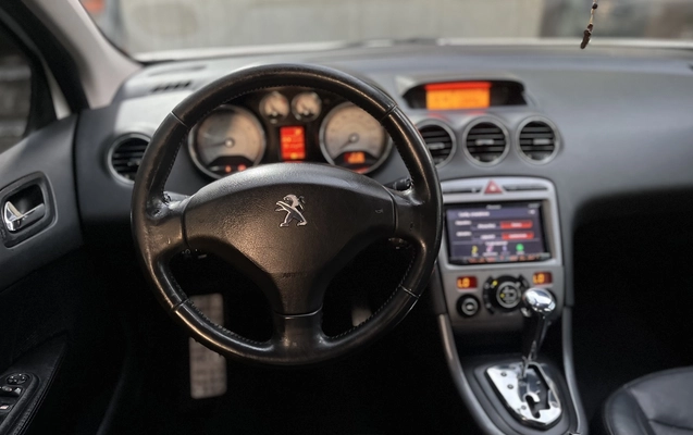 imagem-https://www.socarrao.com.br/sc-vehicle-images-prod/3885271/1789585335712-1_054329.jpg