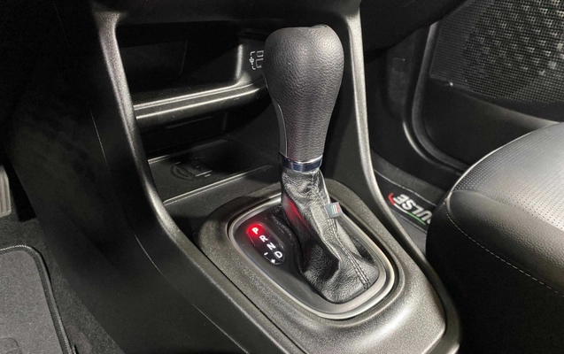 imagem-https://www.socarrao.com.br/sc-vehicle-images-prod/3885281/1789585394633-003_1eae7447c019b8fd8f70e6db8d29c73f.jpg