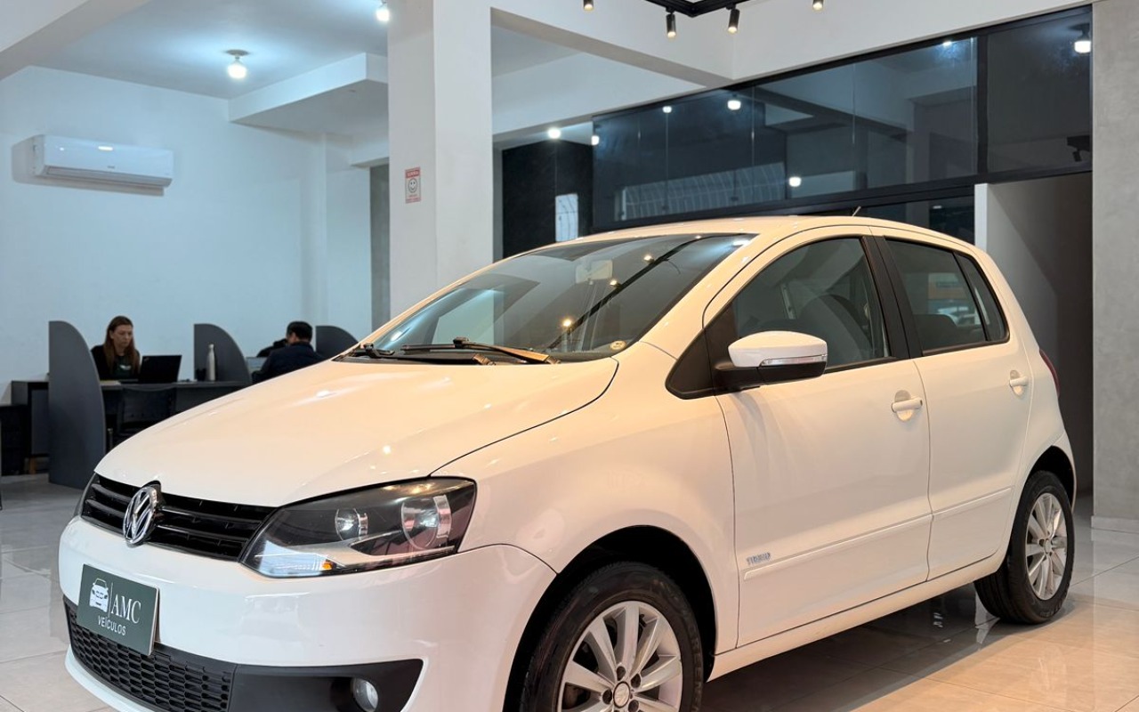 imagem-https://www.socarrao.com.br/sc-vehicle-images-prod/3885283/1789585424693-V2hhdHNBcHAgSW1hZ2UgMjAyNi0wNi0yNCBhdCAxMC41MS4xMSAoMSkuanBlZw.jpeg