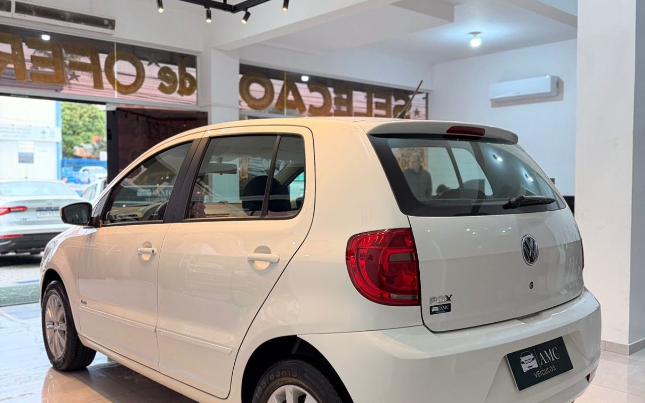 imagem-https://www.socarrao.com.br/sc-vehicle-images-prod/3885283/1789585424990-V2hhdHNBcHAgSW1hZ2UgMjAyNi0wNi0yNCBhdCAxMC41MS4xMSAoMikuanBlZw.jpeg