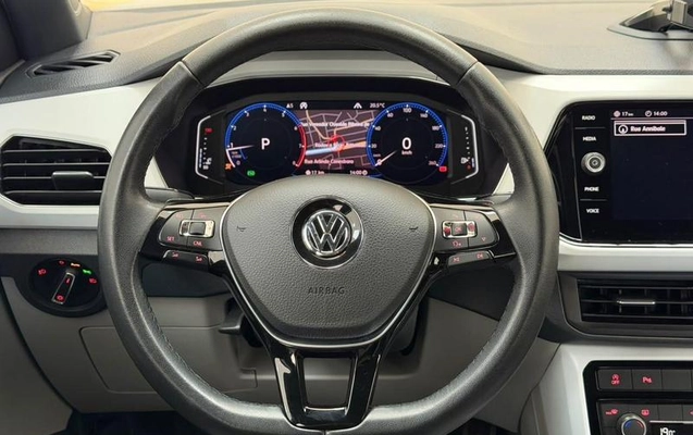 imagem-https://www.socarrao.com.br/sc-vehicle-images-prod/3885286/1789585457027-8456280_15_B_2bac52c449.jpeg