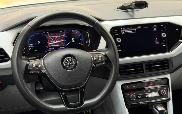 imagem-https://www.socarrao.com.br/sc-vehicle-images-prod/3885286/1789585457029-8456280_15_B_b75036bb95.jpeg