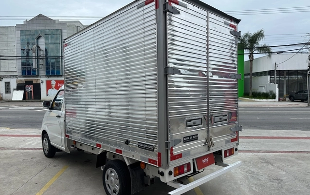 imagem-https://www.socarrao.com.br/sc-vehicle-images-prod/3885288/1789585577044-YXlyLmpwZWc.jpeg