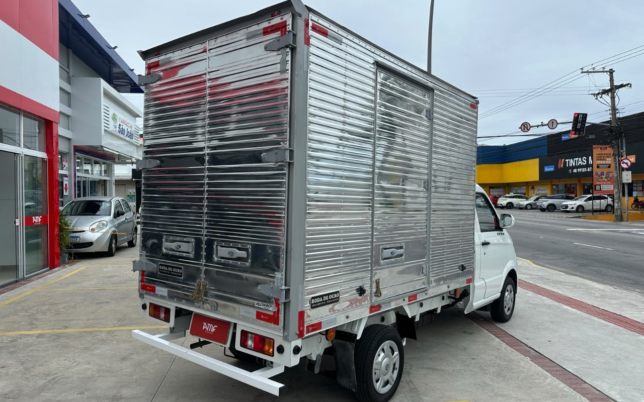 imagem-https://www.socarrao.com.br/sc-vehicle-images-prod/3885288/1789585577178-a3NreS5qcGVn.jpeg