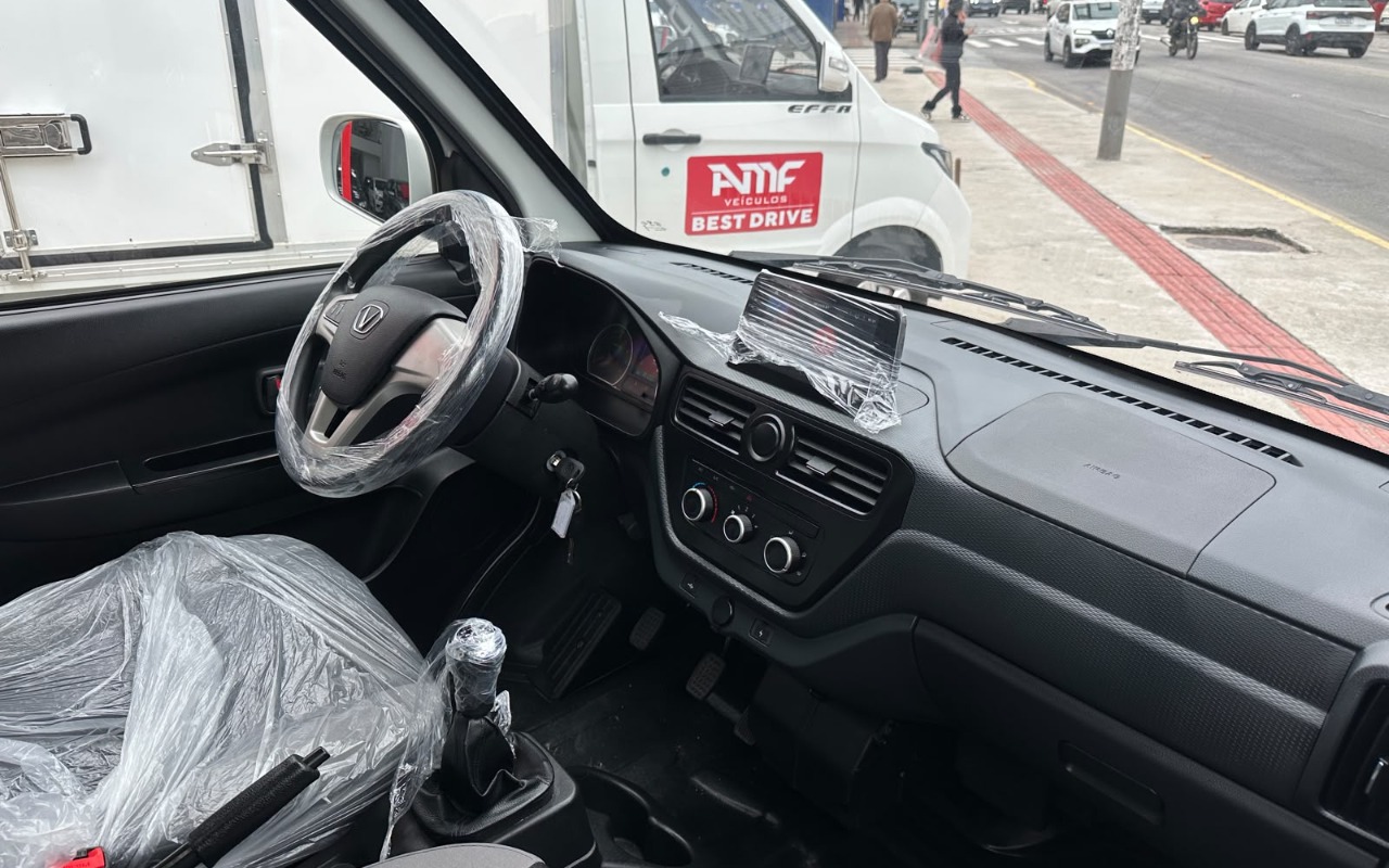 imagem-https://www.socarrao.com.br/sc-vehicle-images-prod/3885288/1789585577831-c3lqLmpwZWc.jpeg