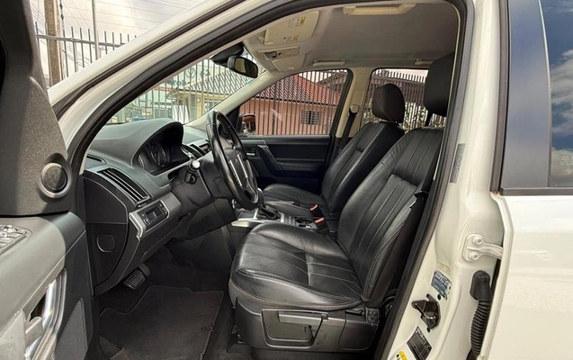 imagem-https://www.socarrao.com.br/sc-vehicle-images-prod/3885328/1790030301219-8483373_8_B_ed62ca22eb.jpeg