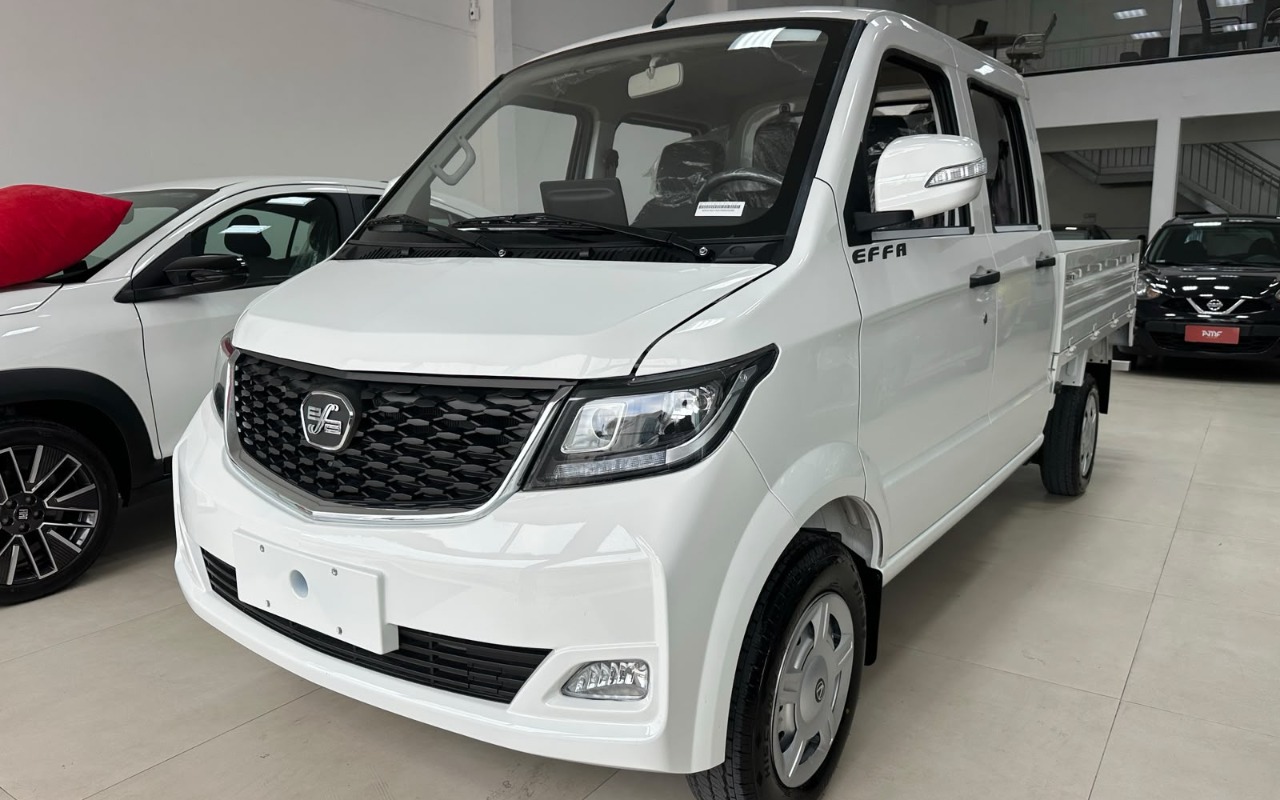 imagem-https://www.socarrao.com.br/sc-vehicle-images-prod/3885461/1790970417159-V2hhdHNBcHAgSW1hZ2UgMjAyNi0xMC0wMiBhdCAxNi4yNC40MC5qcGVn.jpeg