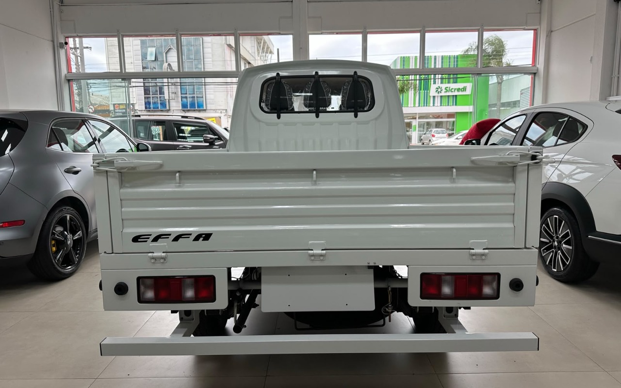 imagem-https://www.socarrao.com.br/sc-vehicle-images-prod/3885461/1790970417650-V2hhdHNBcHAgSW1hZ2UgMjAyNi0xMC0wMiBhdCAxNi4yNC40MSAoMSkuanBlZw.jpeg