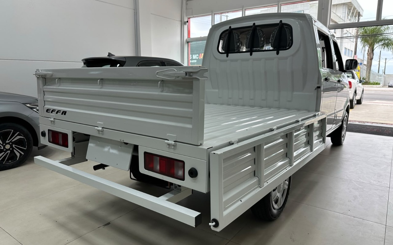 imagem-https://www.socarrao.com.br/sc-vehicle-images-prod/3885461/1790970418093-V2hhdHNBcHAgSW1hZ2UgMjAyNi0xMC0wMiBhdCAxNi4yNC40MiAoMykuanBlZw.jpeg