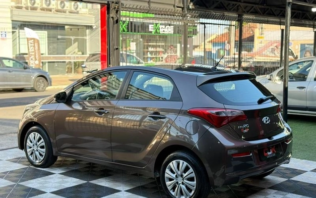 imagem-https://www.socarrao.com.br/sc-vehicle-images-prod/3885532/1789586978106-8454444_5_B_2a25e5243e.jpeg