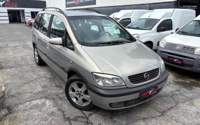 imagem-https://www.socarrao.com.br/sc-vehicle-images-prod/3885586/1789586073123-8292217_14_B_f27326cae7.jpeg