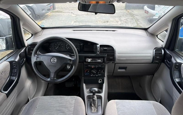 imagem-https://www.socarrao.com.br/sc-vehicle-images-prod/3885586/1789586073134-8292217_0_B_0feab70b94.jpeg