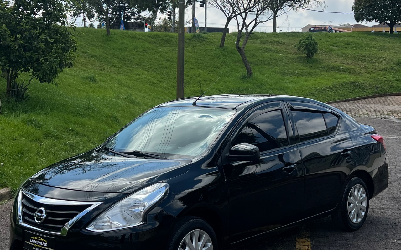 imagem-https://www.socarrao.com.br/sc-vehicle-images-prod/3885657/1789586275655-SU1HXzAyOTQuanBlZw.jpeg