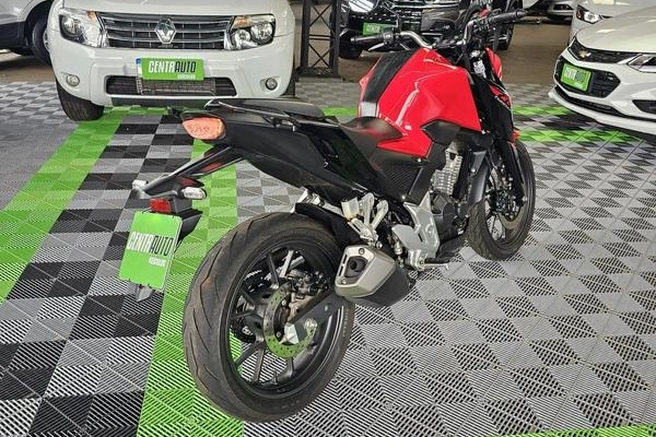 imagem-https://www.socarrao.com.br/sc-vehicle-images-prod/3885716/1789670367751-8471860_2_B_4a356f75cd.jpeg