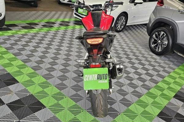 imagem-https://www.socarrao.com.br/sc-vehicle-images-prod/3885716/1789670367752-8471860_2_B_931da7e245.jpeg