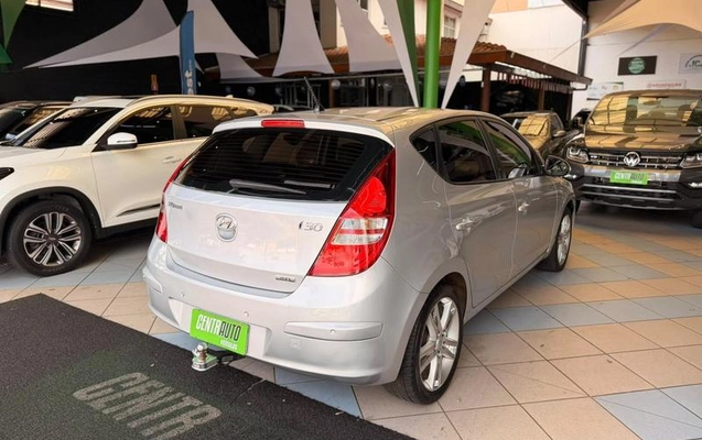 imagem-https://www.socarrao.com.br/sc-vehicle-images-prod/3885717/1789670360571-8471859_4_B_6830ce1c82.jpeg
