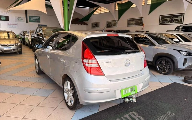imagem-https://www.socarrao.com.br/sc-vehicle-images-prod/3885717/1789670360574-8471859_8_B_cb770028a5.jpeg